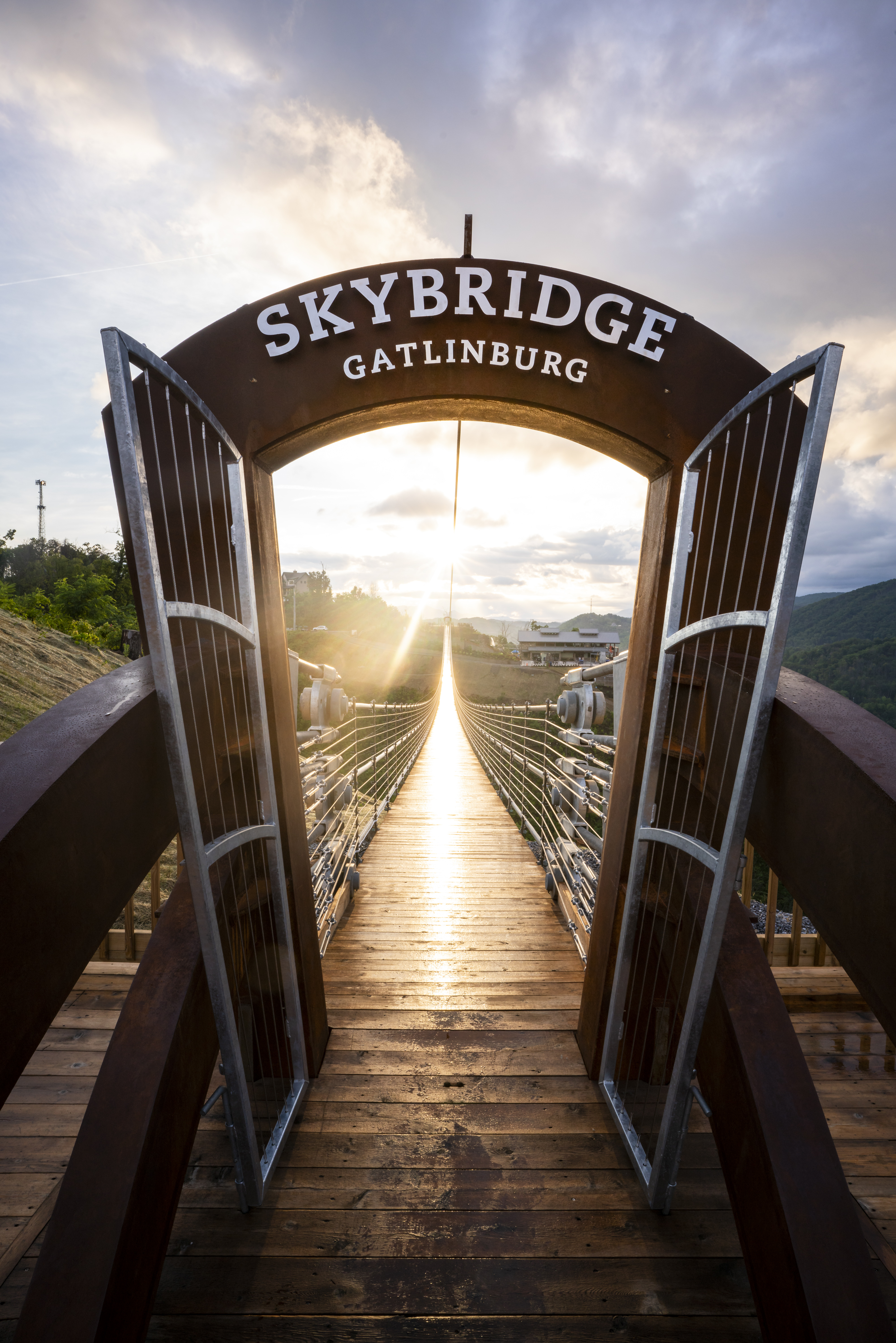 Gatlinburg SkyBridge suspension bridge spanning the valley